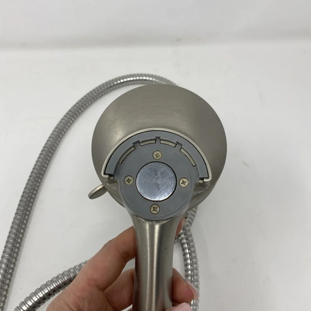 Moen‎ Engage Magnetix 5 Function 3.75